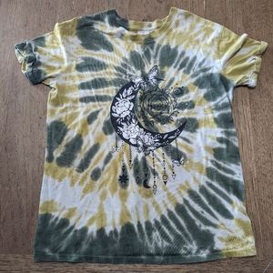 Moon and rose tie dye green and yellow Nobo Short Sleeve Junior Medium